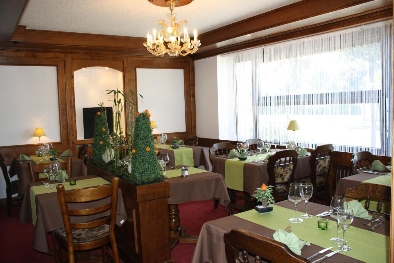 Hotel De La Gare Monthey Luaran gambar