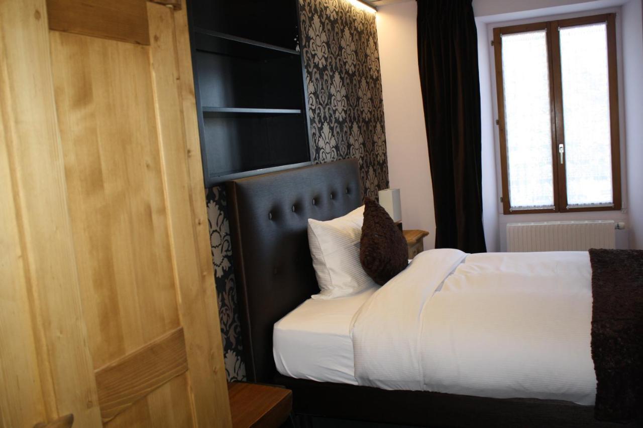 Hotel De La Gare Monthey Luaran gambar