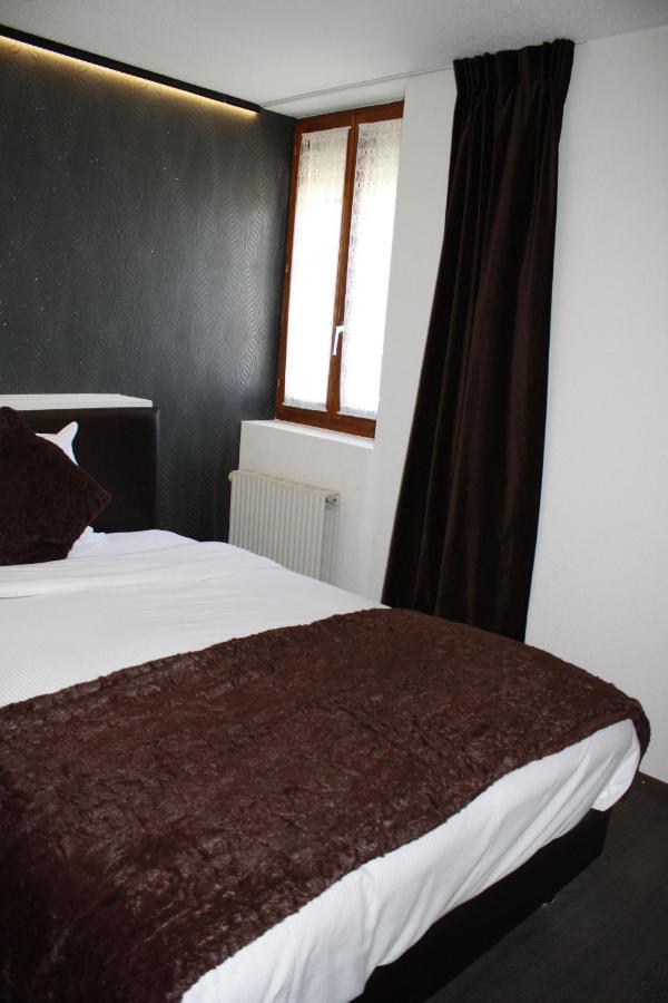 Hotel De La Gare Monthey Luaran gambar