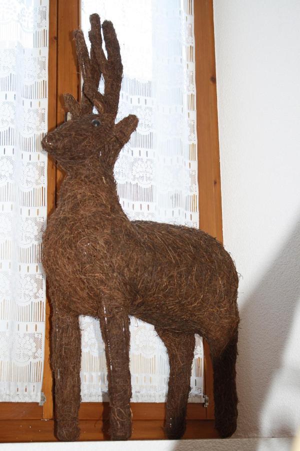Hotel De La Gare Monthey Luaran gambar
