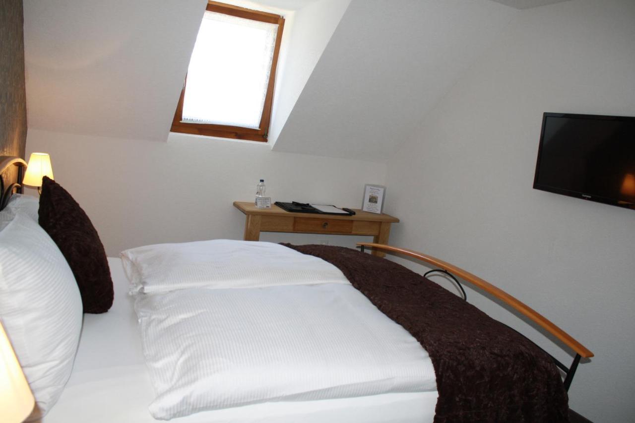 Hotel De La Gare Monthey Luaran gambar