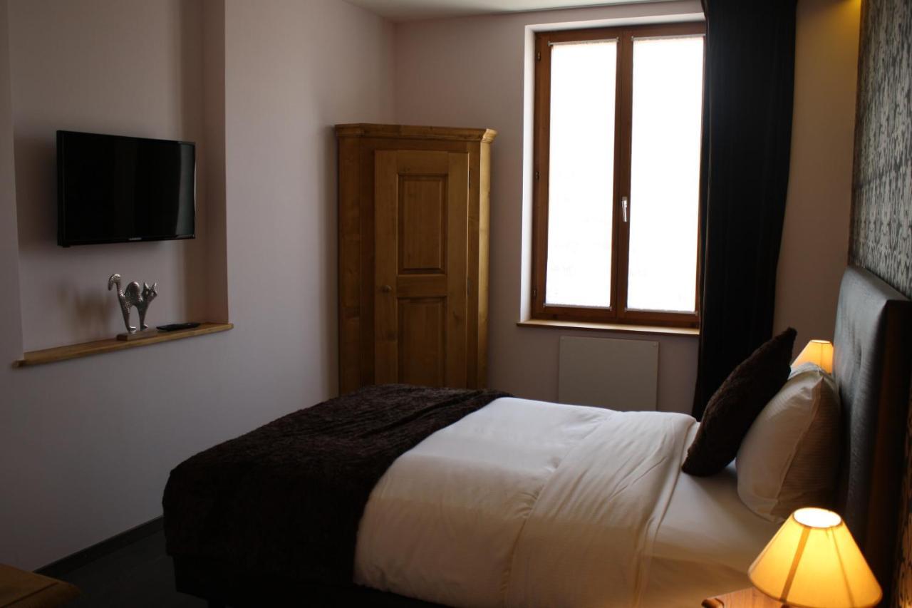 Hotel De La Gare Monthey Luaran gambar