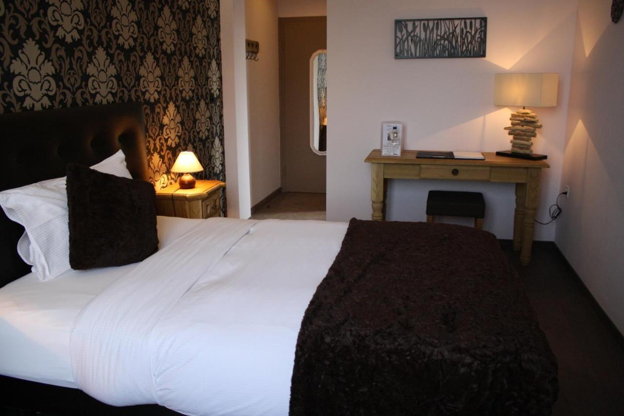Hotel De La Gare Monthey Luaran gambar