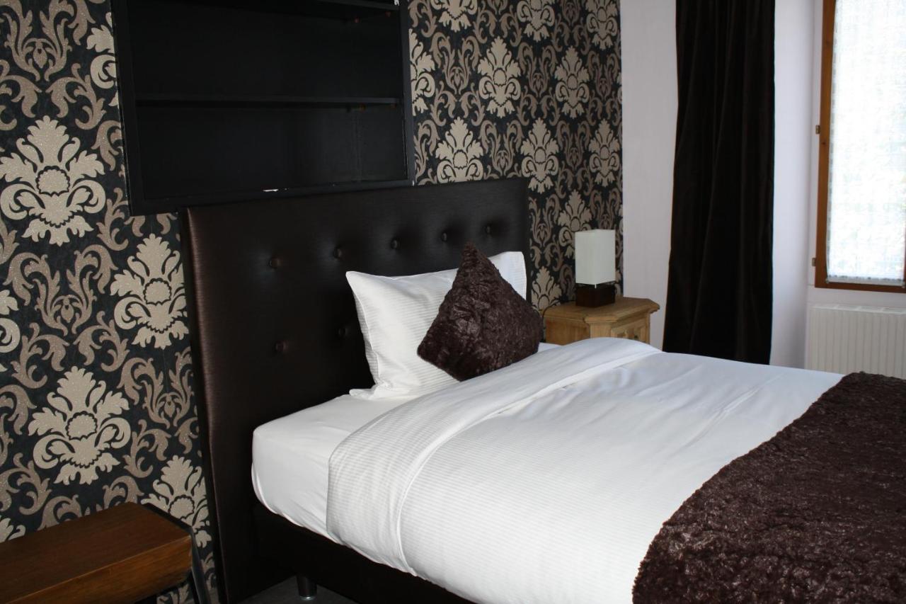Hotel De La Gare Monthey Luaran gambar
